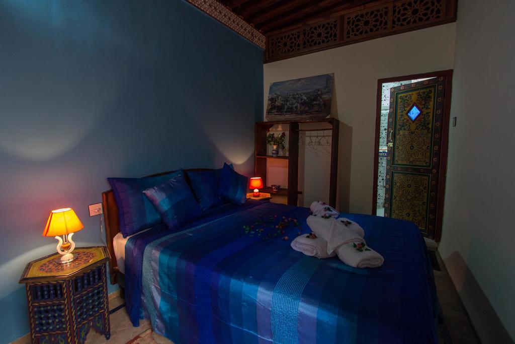 Casa Aya Medina Hotel Фес Стая снимка